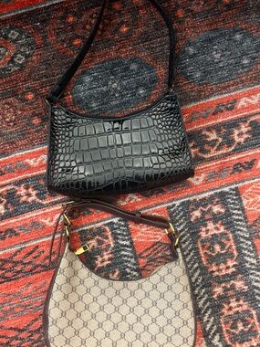 Black Croc-Embossed Shoulder Bag - Classic Women Bag 2 for 1